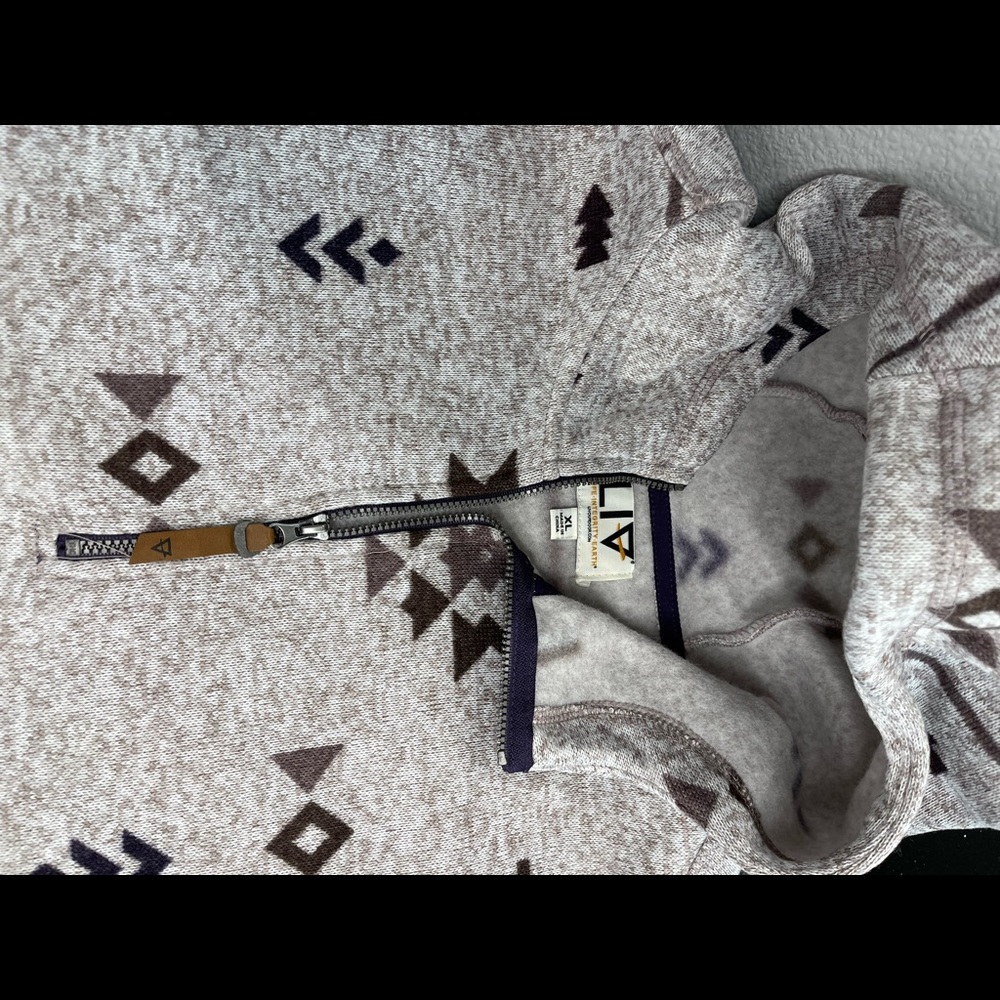 LIV Outdoor Mariah Hooded Pullover Quail Aztec - Picture 2 of 2